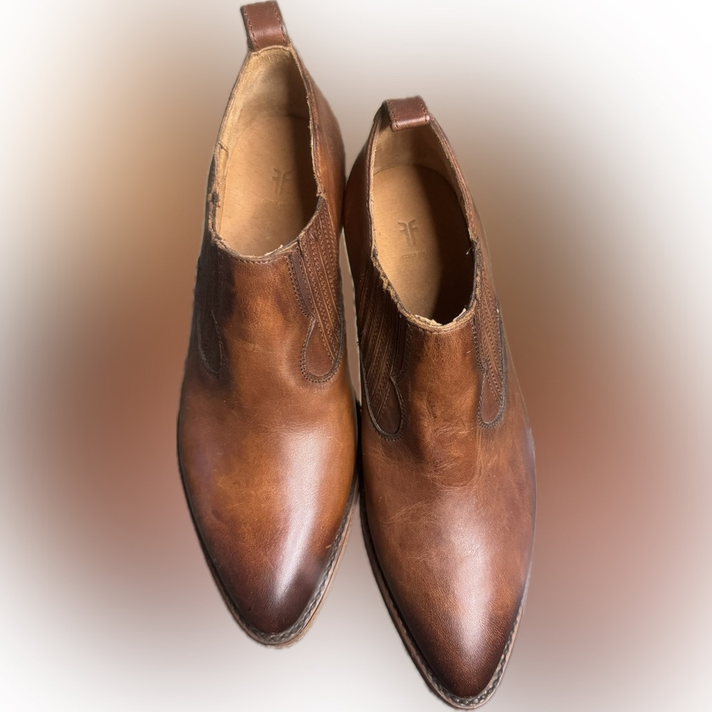 Fyre brown bootie